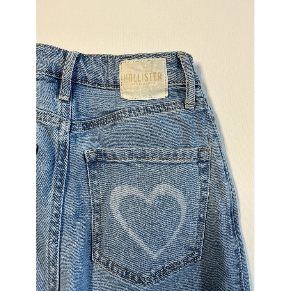 Hollister Ultra High Rise Dad Jeans Heart Print Medium Wash Size 23R - Picture 6 of 10
